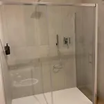 Riva Reno 4 בית הארחה