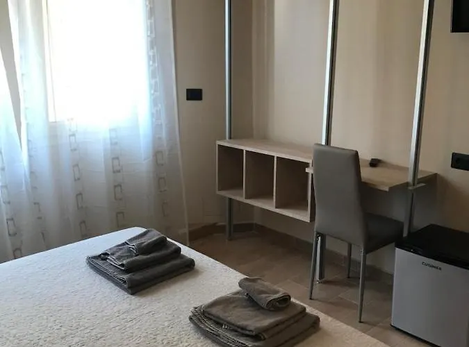 Riva Reno 4 בית הארחה