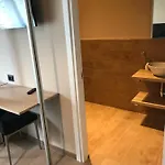 Riva Reno 4 בית הארחה